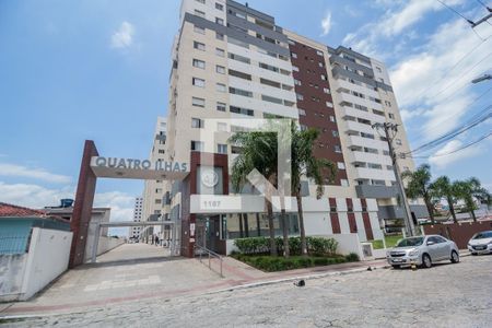 Fachada de apartamento para alugar com 2 quartos, 68m² em Areias, São José