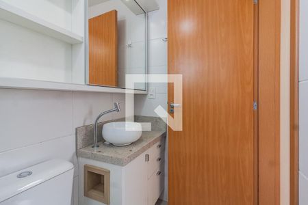 Banheiro 1 de apartamento para alugar com 2 quartos, 68m² em Areias, São José