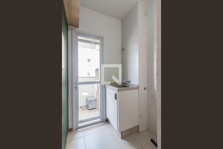 Área de Serviço de apartamento para alugar com 2 quartos, 68m² em Areias, São José