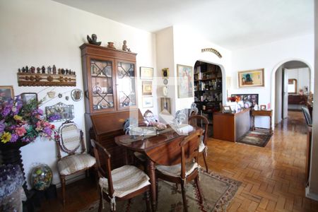 Apartamento à venda com 200m², 3 quartos e 4 vagasSala 2