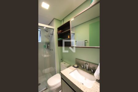 Apartamento à venda com 69m², 2 quartos e 1 vaga Apartamento à venda com 69m², 2 quartos e 1 vagaBanheiro Corredor