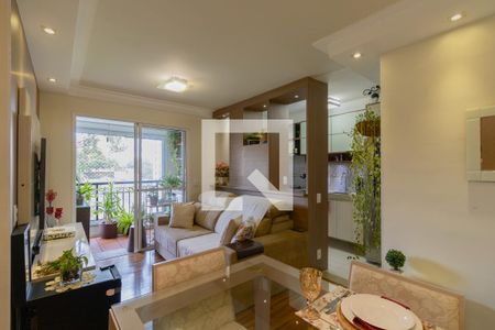 Sala de apartamento à venda com 3 quartos, 65m² em Vila Suzana, São Paulo