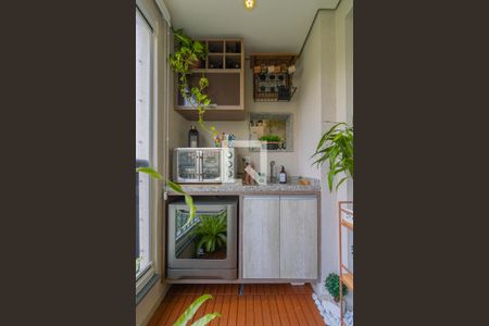 varanda de apartamento à venda com 3 quartos, 65m² em Vila Suzana, São Paulo