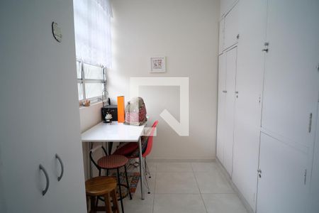 Apartamento à venda com 84m², 2 quartos e 1 vagaÁrea de Serviço