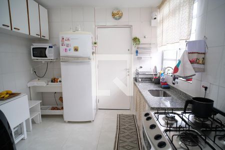 Apartamento à venda com 84m², 2 quartos e 1 vagaCozinha