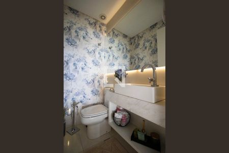 Apartamento para alugar com 170m², 3 quartos e 3 vagas Apartamento para alugar com 170m², 3 quartos e 3 vagasLavabo