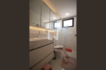 Apartamento para alugar com 170m², 3 quartos e 3 vagas Apartamento para alugar com 170m², 3 quartos e 3 vagasBanheiro da suíte 1