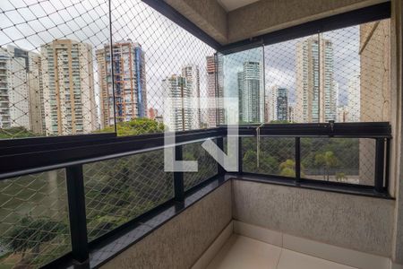 Apartamento para alugar com 170m², 3 quartos e 3 vagas Apartamento para alugar com 170m², 3 quartos e 3 vagasSacada da suíte 3