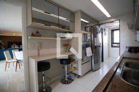 Apartamento para alugar com 170m², 3 quartos e 3 vagas Apartamento para alugar com 170m², 3 quartos e 3 vagasCozinha