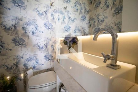 Apartamento para alugar com 170m², 3 quartos e 3 vagas Apartamento para alugar com 170m², 3 quartos e 3 vagasLavabo