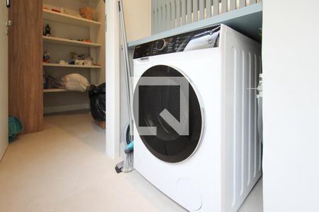 Apartamento à venda com 75m², 2 quartos e sem vaga Apartamento à venda com 75m², 2 quartos e sem vagaÁrea de Serviço