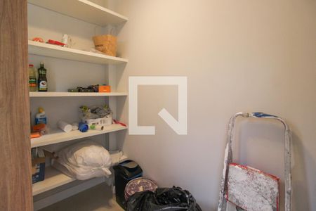 Apartamento à venda com 75m², 2 quartos e sem vaga Apartamento à venda com 75m², 2 quartos e sem vagaDespensa