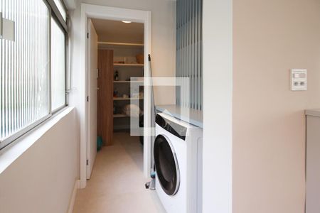 Apartamento à venda com 75m², 2 quartos e sem vaga Apartamento à venda com 75m², 2 quartos e sem vagaÁrea de Serviço