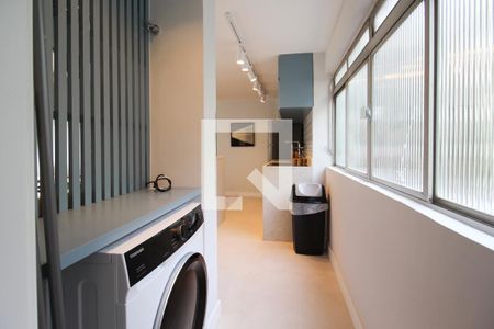 Apartamento à venda com 75m², 2 quartos e sem vaga Apartamento à venda com 75m², 2 quartos e sem vagaÁrea de Serviço