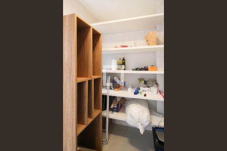 Apartamento à venda com 75m², 2 quartos e sem vaga Apartamento à venda com 75m², 2 quartos e sem vagaDespensa