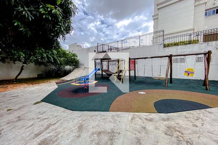 Apartamento à venda com 80m², 3 quartos e 2 vagasÁrea comum - Playground