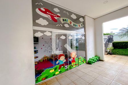 Apartamento à venda com 80m², 3 quartos e 2 vagasÁrea comum - Playground