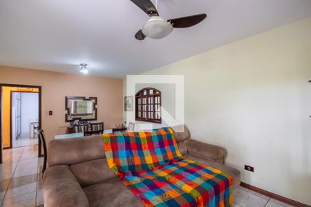 Sala de casa à venda com 3 quartos, 310m² em Jardim das Flores, Osasco