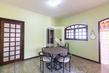 Casa à venda com 310m², 5 quartos e 3 vagasCopa