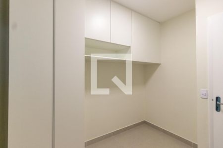 Quarto 2 de apartamento para alugar com 2 quartos, 40m² em Vila Pauliceia, São Paulo