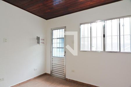 Sala de casa para alugar com 2 quartos, 60m² em Chora Menino, São Paulo