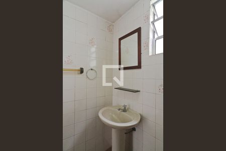 Banheiro da Suíte de casa para alugar com 2 quartos, 60m² em Chora Menino, São Paulo