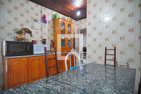 Casa à venda com 300m², 3 quartos e 3 vagasCozinha