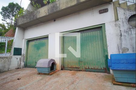 Casa à venda com 300m², 3 quartos e 3 vagasGaragem - Fachada