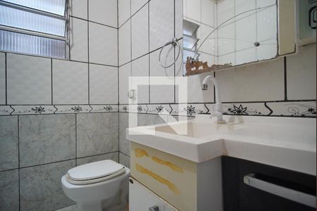Casa à venda com 300m², 3 quartos e 3 vagasBanheiro Corredor