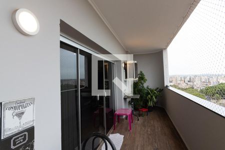Apartamento para alugar com 148m², 3 quartos e 2 vagasVaranda