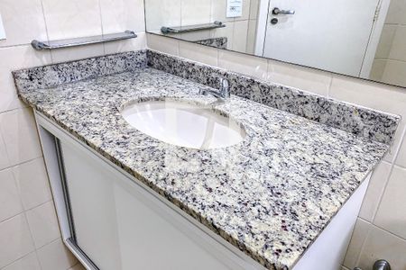 Apartamento para alugar com 56m², 2 quartos e 1 vagaBanheiro