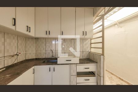 Casa para alugar com 100m², 1 quarto e 1 vagaCozinha e sala de jantar