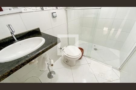 Casa à venda com 140m², 3 quartos e 3 vagas Casa à venda com 140m², 3 quartos e 3 vagasBanheiro da Suíte