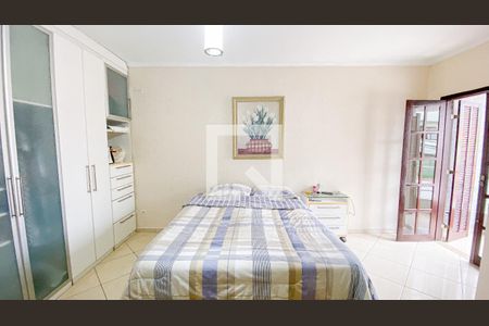 Casa à venda com 140m², 3 quartos e 3 vagas Casa à venda com 140m², 3 quartos e 3 vagasSuite