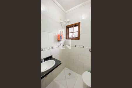 Casa à venda com 140m², 3 quartos e 3 vagas Casa à venda com 140m², 3 quartos e 3 vagasBanheiro Social