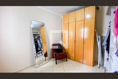 Casa à venda com 140m², 3 quartos e 3 vagas Casa à venda com 140m², 3 quartos e 3 vagasQuarto 2