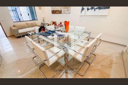 Casa à venda com 140m², 3 quartos e 3 vagas Casa à venda com 140m², 3 quartos e 3 vagasSala - Sala de Jantar