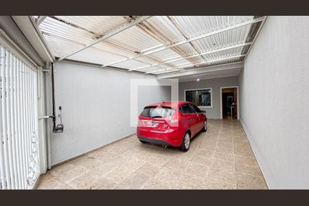Casa à venda com 140m², 3 quartos e 3 vagas Casa à venda com 140m², 3 quartos e 3 vagasGaragem