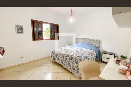 Casa à venda com 140m², 3 quartos e 3 vagas Casa à venda com 140m², 3 quartos e 3 vagasQuarto 1