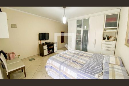 Casa à venda com 140m², 3 quartos e 3 vagas Casa à venda com 140m², 3 quartos e 3 vagasSuite