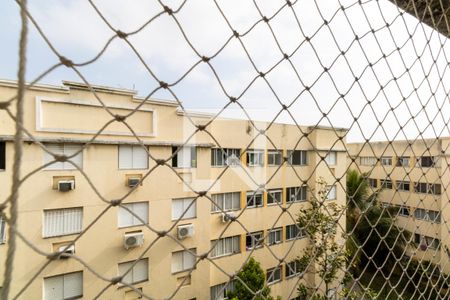 Vista do Quarto 1 de apartamento para alugar com 2 quartos, 58m² em Inhoaíba, Rio de Janeiro
