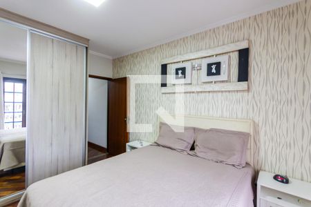 Casa à venda com 185m², 4 quartos e 4 vagasSuíte 1