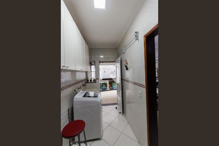 Casa à venda com 185m², 4 quartos e 4 vagasÁrea de Serviço