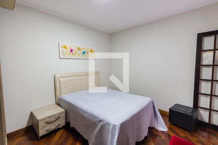 Casa à venda com 185m², 4 quartos e 4 vagasQuarto 2