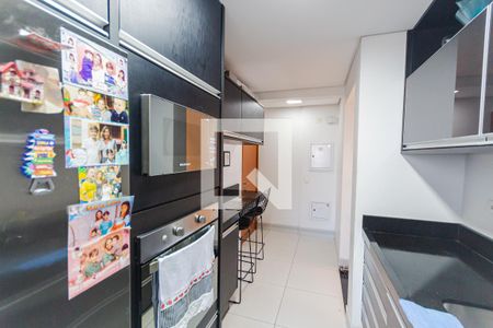 Apartamento à venda com 102m², 3 quartos e 2 vagasCozinha
