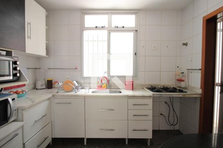 Apartamento à venda com 110m², 3 quartos e 2 vagasCozinha