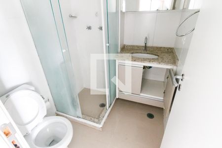 Studio para alugar com 32m², 1 quarto e 1 vaga Studio para alugar com 32m², 1 quarto e 1 vagaBanheiro