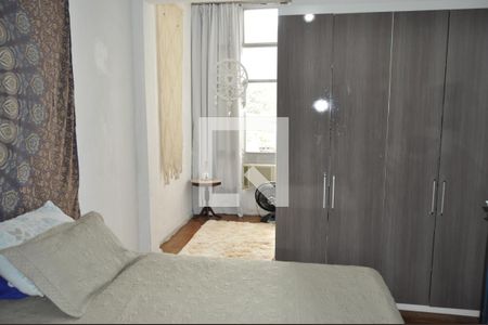 Apartamento à venda com 71m², 3 quartos e sem vagaQuarto