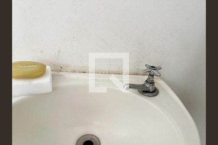 Lavabo de casa à venda com 5 quartos, 230m² em Planalto Paulista, São Paulo