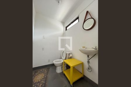 Lavabo de casa à venda com 5 quartos, 230m² em Planalto Paulista, São Paulo